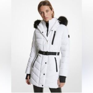 Michael Kors Quilted White Puffer with Black Trim ✨brand new ✨